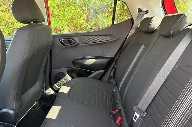 Hyundai i10 1.2 MPi SE Connect 5dr