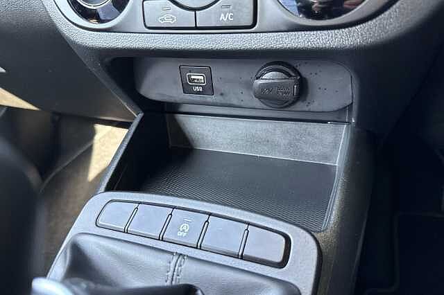 Hyundai i10 1.2 MPi SE Connect 5dr