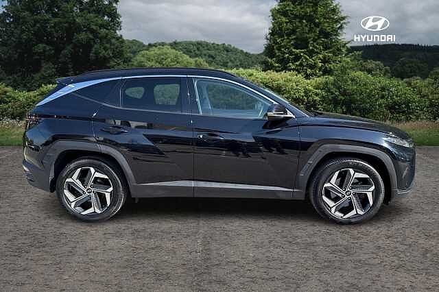 Hyundai TUCSON 1.6 TGDi Hybrid 230 Premium 5dr 2WD Auto Phantom Black