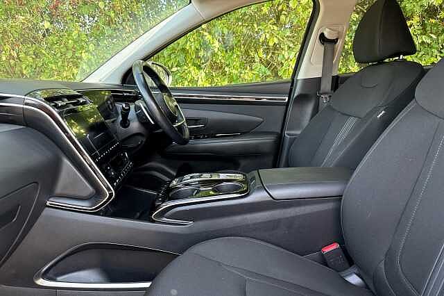 Hyundai TUCSON 1.6 TGDi Hybrid 230 Premium 5dr 2WD Auto Phantom Black