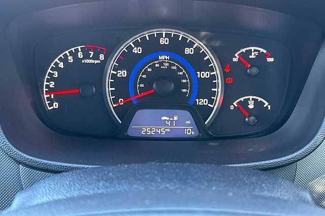 Hyundai i10 1.0 Play 5dr