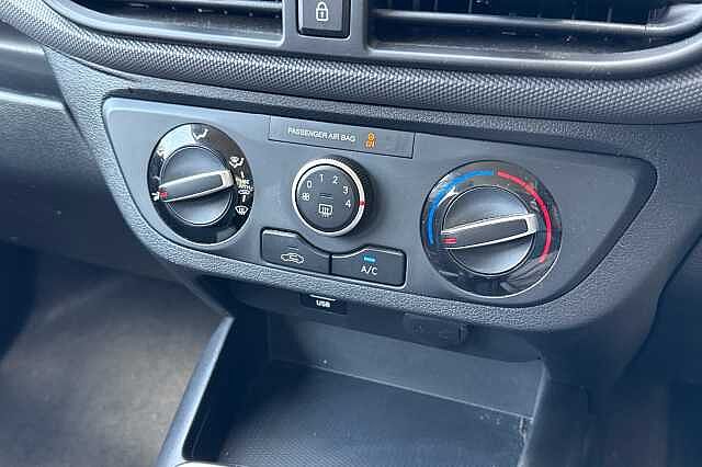 Hyundai i10 1.0 MPi SE Connect 5dr Auto